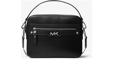 michael kors träger|michael kors varick leather bag.